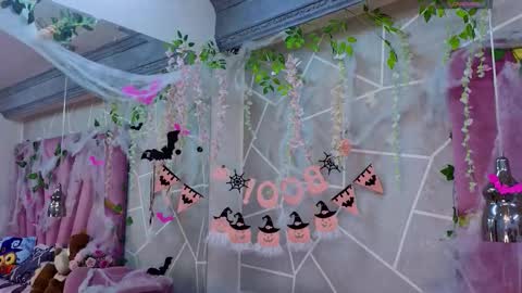 milleyjones_ online show from October 25, 8:03 pm