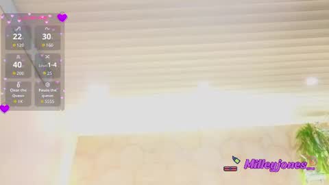 Snapshot of milleyjones_ chatting on June 10, 12:26 pm milleyjones_ online show from June 10, 12:26 pm