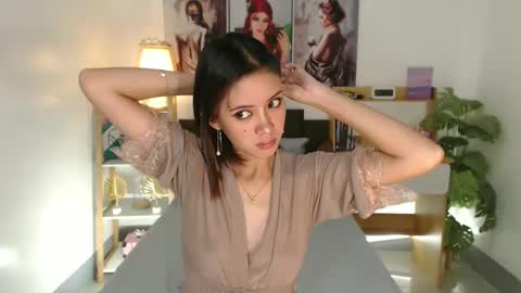 Im Milliedont forget to follow me online show from January 24, 7:39 pm