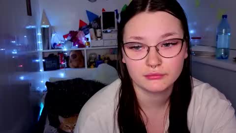 Millie online show from November 1, 6:43 pm