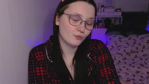 Millie online show from February 21, 3:24 pm