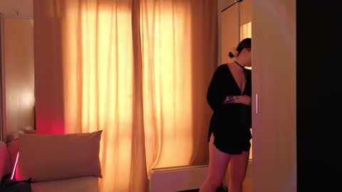 Millie online show from March 6, 6:10 am