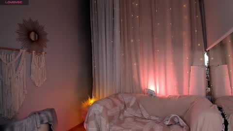 milliminimouse online show from March 3, 10:37 pm