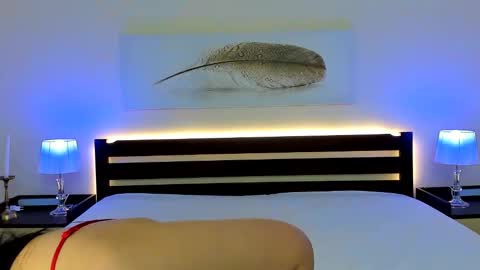 Snapshot of milly_hottt chatting on November 18, 2:43 pm Milly online show from November 18, 2:43 pm