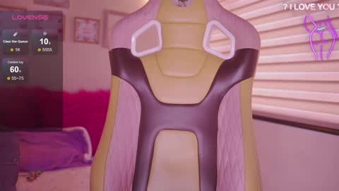 MILLY online show from March 5, 7:21 pm