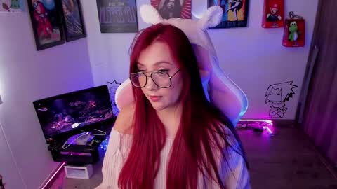 Snapshot of milly_yako chatting on February 24, 8:47 pm Monkey D Maddie online show from February 24, 8:47 pm