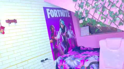 millybell303av online show from March 18, 5:05 pm