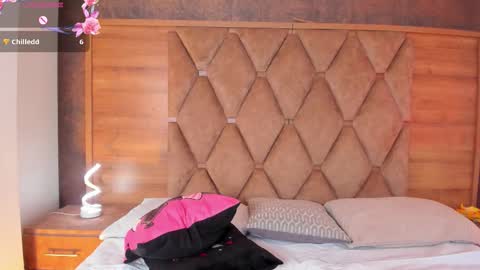 Snapshot of millygumble chatting on October 15, 11:27 pm CherryTattoo online show from October 15, 11:27 pm