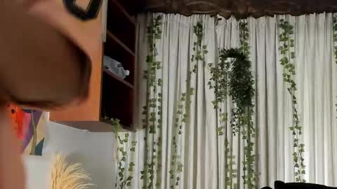 Snapshot of millygumble chatting on February 15, 10:39 pm CherryTattoo online show from February 15, 10:39 pm