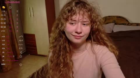 Snapshot of milounee chatting on May 5, 9:45 pm milounee online show from May 5, 9:45 pm