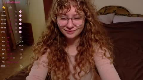 Snapshot of milounee chatting on May 6, 9:47 am milounee online show from May 6, 9:47 am