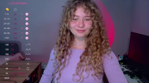 Snapshot of milounee chatting on June 7, 8:07 am milounee online show from June 7, 8:07 am