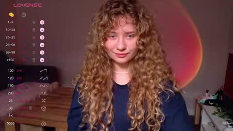 Snapshot of milounee chatting on June 19, 4:33 pm milounee online show from June 19, 4:33 pm