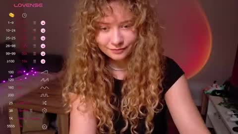 Snapshot of milounee chatting on June 20, 8:17 am milounee online show from June 20, 8:17 am