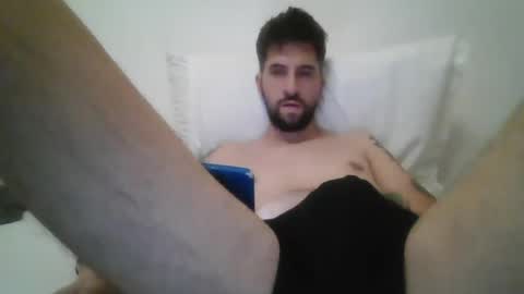 Snapshot of milten1987 chatting on August 2, 10:52 pm milten1987 online show from August 2, 10:52 pm