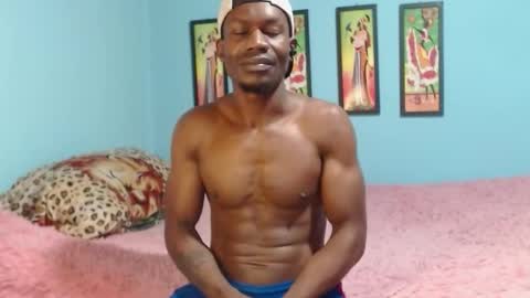 Miltonn online show from October 31, 7:04 pm