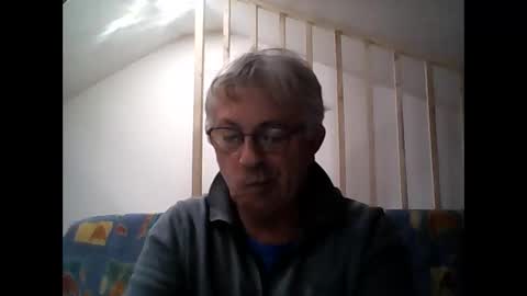 Snapshot of milu72 chatting on December 14, 4:09 pm milu72 online show from December 14, 4:09 pm