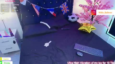 Snapshot of milu_ballmer chatting on June 21, 7:22 am Milu ballmer online show from June 21, 7:22 am