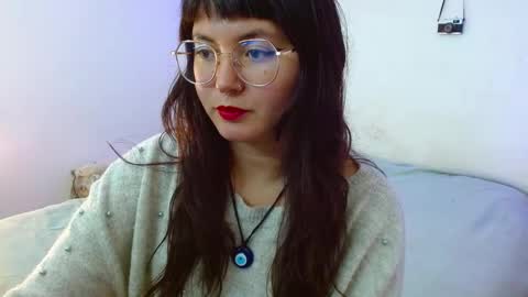 Snapshot of mily_baker chatting on January 23, 10:01 pm mily_baker online show from January 23, 10:01 pm