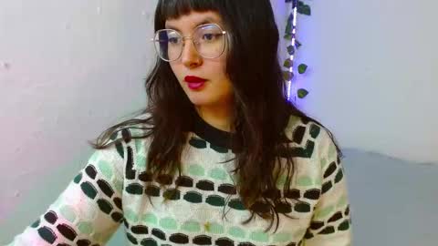 Snapshot of mily_baker chatting on January 27, 9:44 pm mily_baker online show from January 27, 9:44 pm