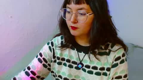 Snapshot of mily_baker chatting on January 28, 6:39 pm mily_baker online show from January 28, 6:39 pm