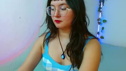 Snapshot of mily_baker chatting on February 3, 9:07 pm mily_baker online show from February 3, 9:07 pm