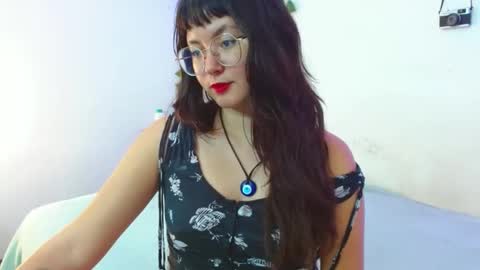 Snapshot of mily_baker chatting on February 22, 7:58 pm mily_baker online show from February 22, 7:58 pm