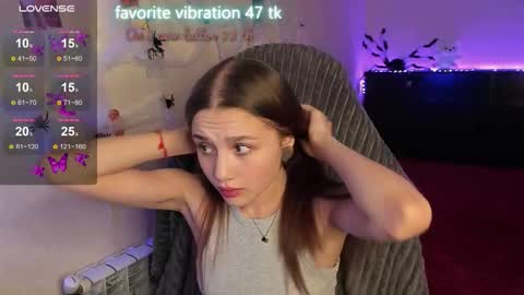 Emily online show from October 28, 5:15 pm