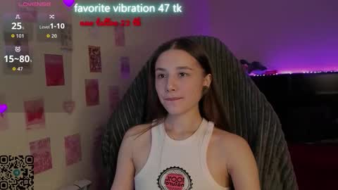 Emily online show from February 9, 7:18 pm