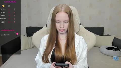 Milena and Jasper online show from September 22, 11:34 am