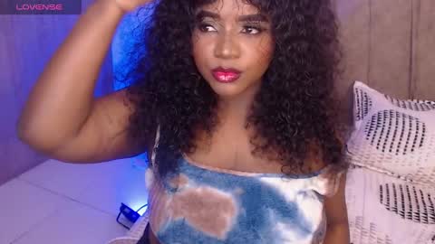 Mimi online show from November 7, 5:51 am