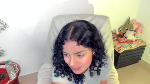 Mimii  online show from November 19, 2:33 am