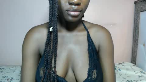mimiebony online show from June 4, 7:14 am