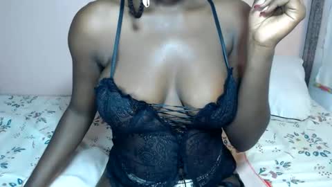 mimiebony online show from June 5, 6:42 am