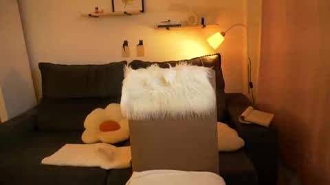 Mimi online show from November 7, 11:05 pm