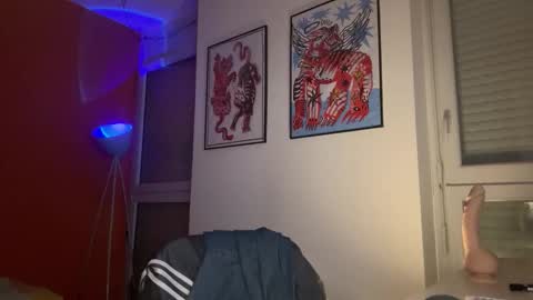 Snapshot of mimiro12 chatting on January 10, 5:04 pm mimiro12 online show from January 10, 5:04 pm