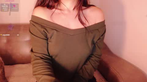 Snapshot of mimishiny chatting on February 23, 7:28 am mimishiny online show from February 23, 7:28 am