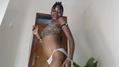 minatah6 online show from November 18, 3:38 pm