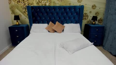 minchelskatrina online show from November 12, 8:04 am