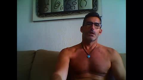 Snapshot of mindthestep chatting on November 2, 9:00 am MIND online show from November 2, 9:00 am