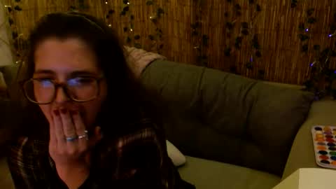 Mindy online show from December 4, 10:13 am