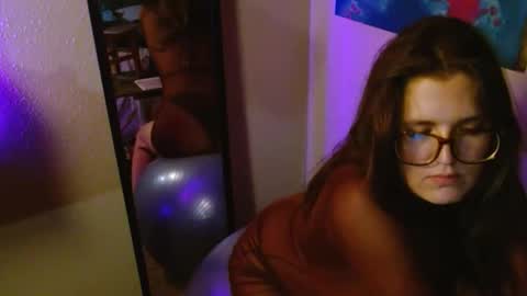 Mindy online show from February 20, 6:26 am