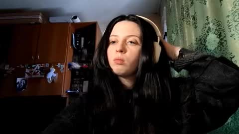 Mindy online show from February 15, 7:51 am