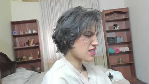 Amber online show from January 13, 1:49 pm