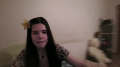 Snapshot of minforbush chatting on October 23, 8:24 am Amelia online show from October 23, 8:24 am