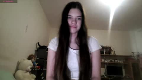 Snapshot of minforbush chatting on October 30, 5:20 am Amelia online show from October 30, 5:20 am