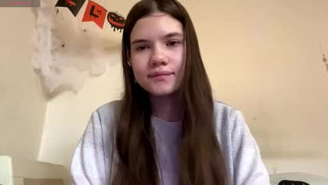 Snapshot of minforbush chatting on November 2, 6:05 am Amelia online show from November 2, 6:05 am