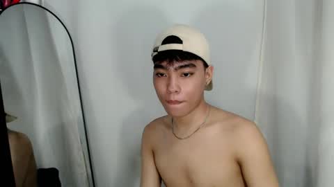 Snapshot of mingkla_man chatting on May 23, 10:52 am mingkla_man online show from May 23, 10:52 am