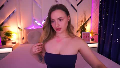 minifox_ online show from March 4, 7:36 am