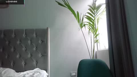   Mini Mila Kunis ft Ashton Katchero. Follow me to stay in touch  online show from October 29, 2:08 pm